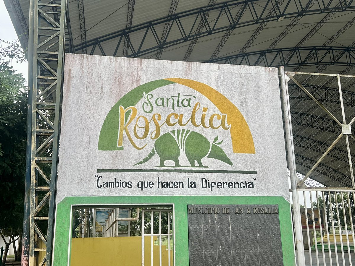 caospinag's tweet photo. Esta semana visité #SantaRosalía #Vichada donde Riopaila-Castilla impulsa un importante proyecto d palma de aceite q genera empleo y dinamiza la economía local. El potencial agrícola regional es enorme, pero se requiere + presencia Estatal, sobre todo en vías para el desarrollo https://t.co/momOEvVnHW