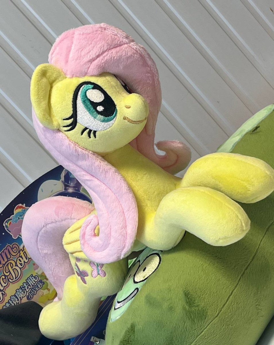 HolzSet46445's tweet photo. I haven't sewn a classic Fluttershy for a long time :З 
#mylittlepony #mlp https://t.co/YRGCt7zJ3r