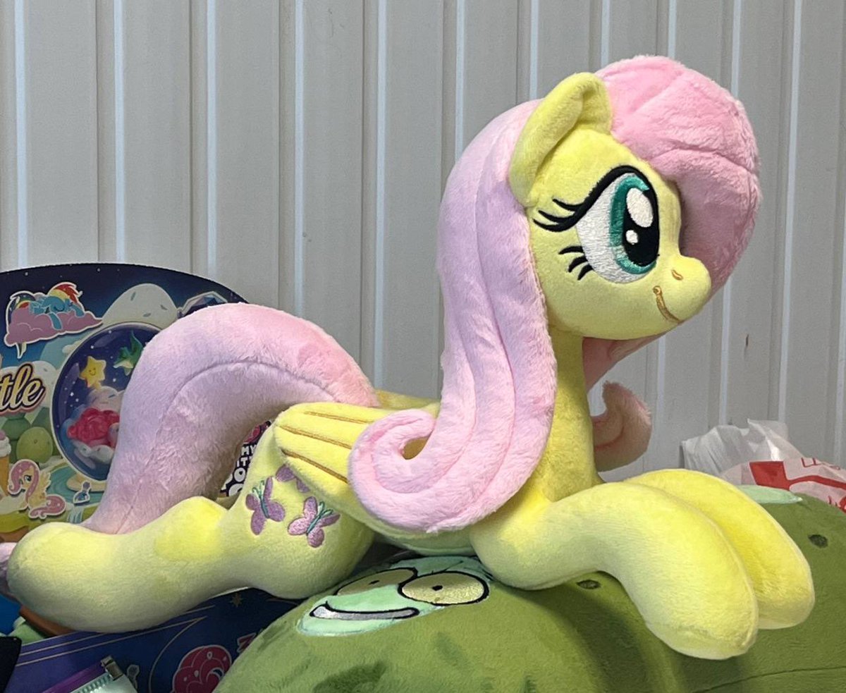 HolzSet46445's tweet photo. I haven't sewn a classic Fluttershy for a long time :З 
#mylittlepony #mlp https://t.co/YRGCt7zJ3r