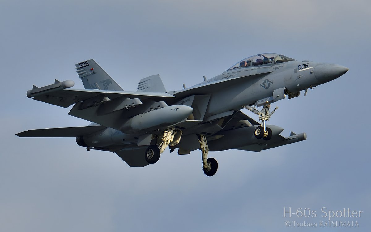PHG_artworks's tweet photo. EA-18G, US Navy, VAQ-141 "Shadowhawks"
MCAS Iwakuni, Japan, 12/Jan/2026
#ea18g #usn #growler #vaq141 #shadowhawks #mcasiwakuni #aircraftspotter #avgeek #aviationphotography https://t.co/aj47mYFaDw