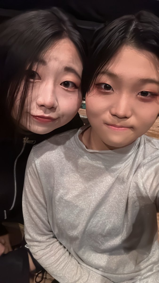 Lai__ei7's tweet photo. #マルコン2026

2日目ありがとうございました！

本日3日目、最終日です！
12時\16時お待ちしております。

今日こそは先輩方とたくさん写真撮ﾙﾝﾀﾞｯ📷
 #碗プロダクション https://t.co/1KqCZuNyFO