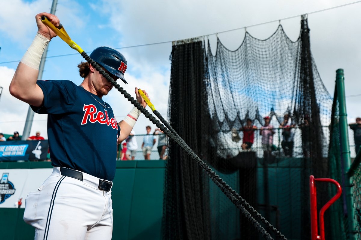 OleMissBSB's tweet photo. Ready to work. https://t.co/l1hk19NyuZ