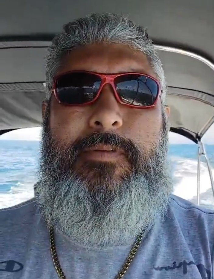 NickAlv456's tweet photo. Roberto madurito 🥵🥵 https://t.co/POzZnTL9dr