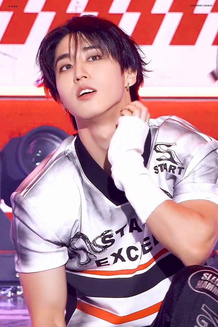 REST.둘셋 tweet media
