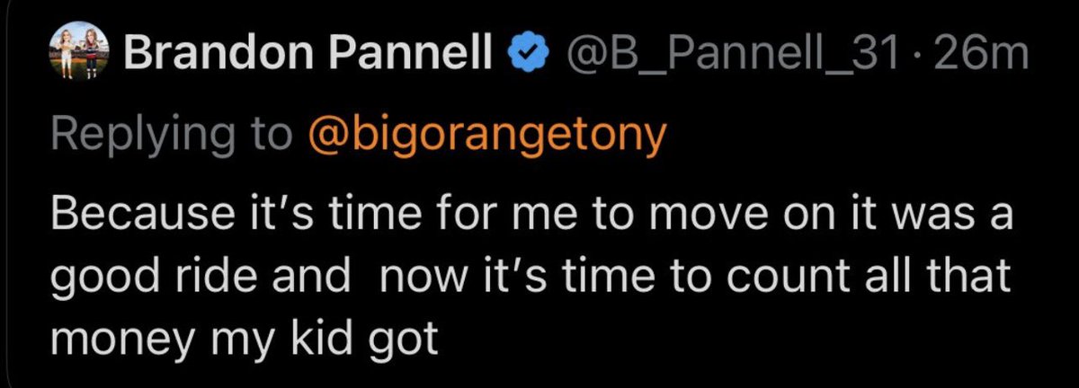 Arytiss's tweet photo. @taylor__pannell Funny your dad says its only about money and you still talk shit just like his bum ass. https://t.co/YOF14n32vB
