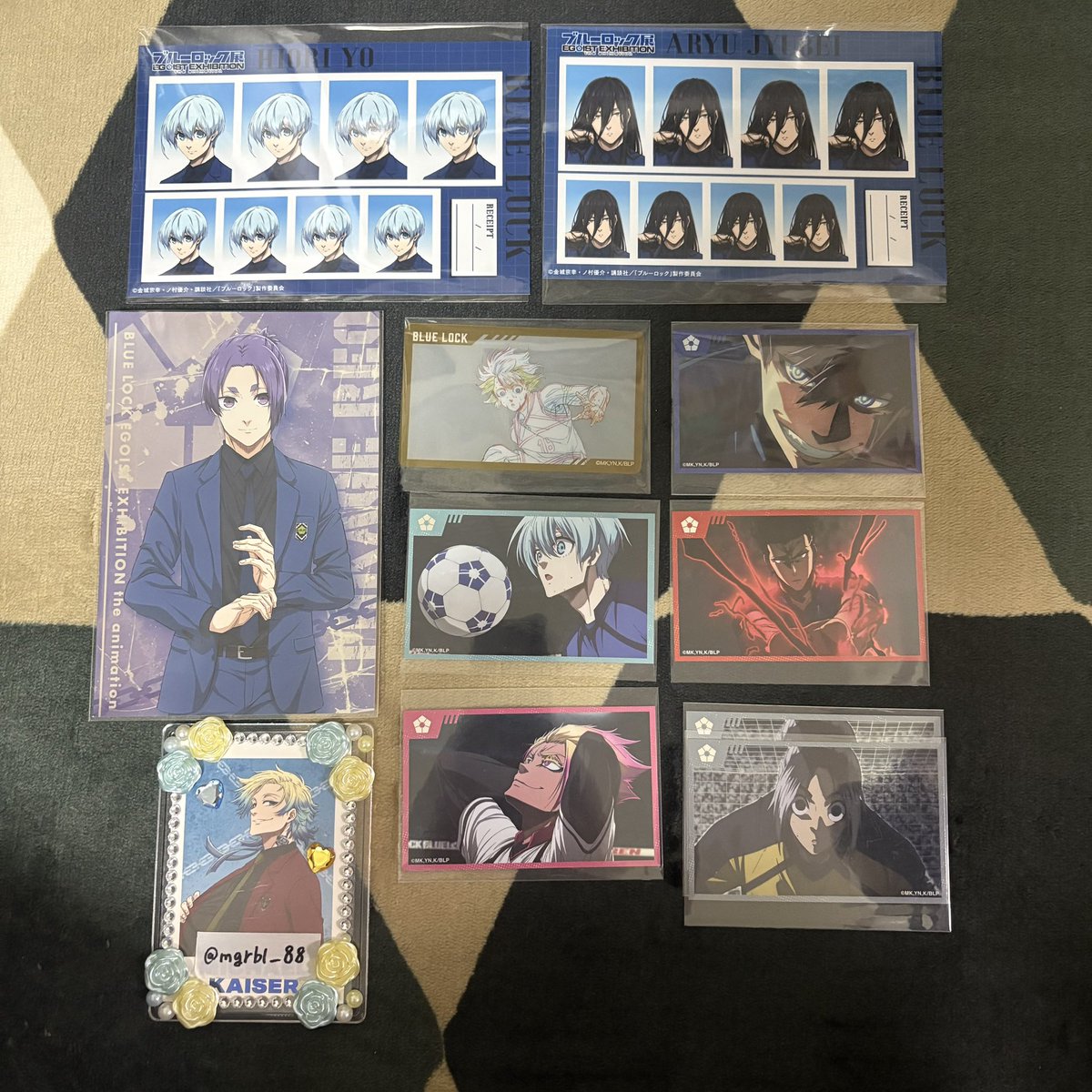 mgrbl_88's tweet photo. 【交換】 ブルーロック展 ブル��展 エゴ展
証明写真 ポストカード クリアカード メタルカード アクリルキーホルダー マグネット  ネームバッジ 缶バッジ

譲：画像①②

求：画像③

郵送交換＞大阪手渡し(梅田、他要相談)
検索からもお気軽にお声掛けください🌸 https://t.co/rkV6EYHBr8
