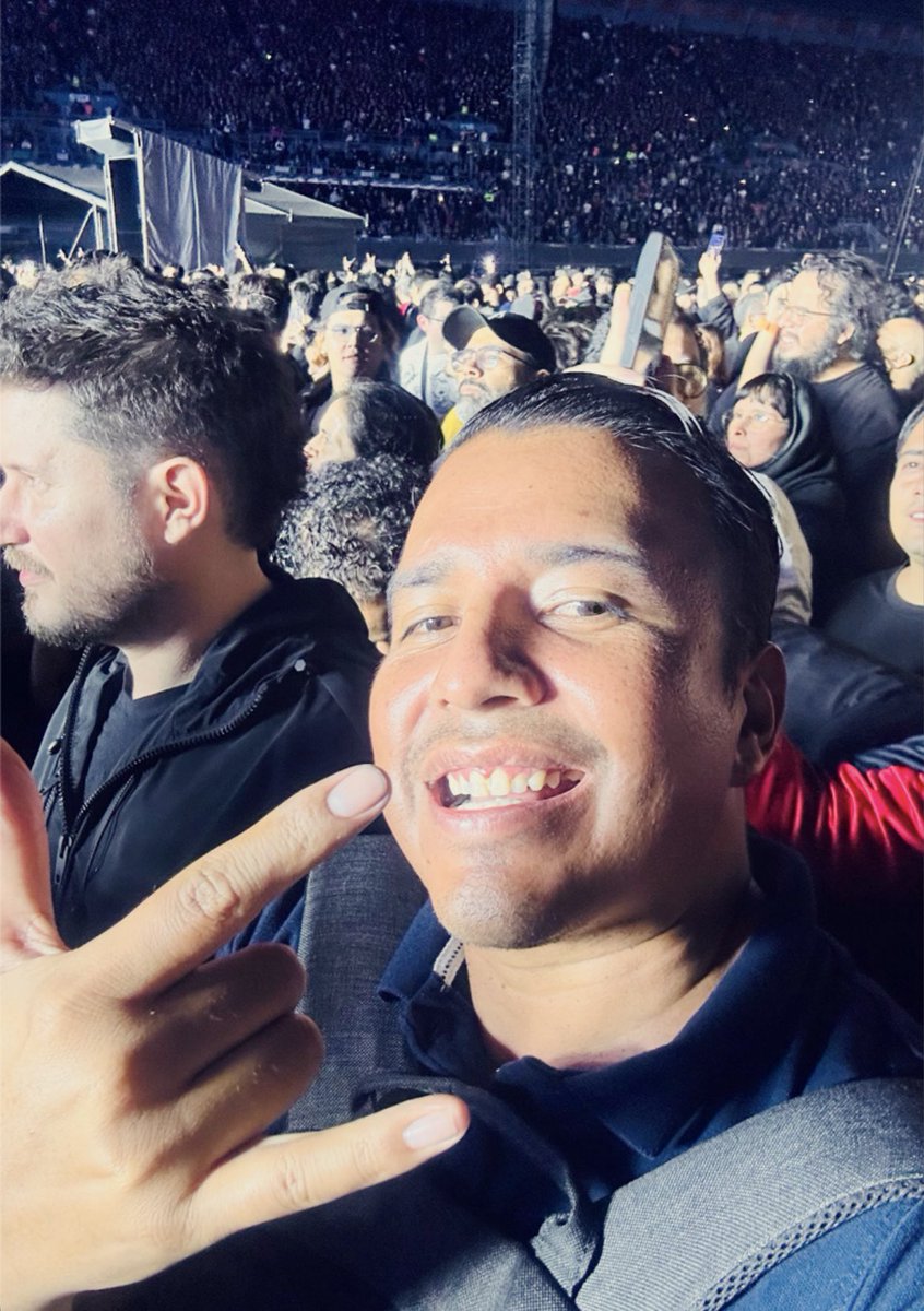 Cizarocha's tweet photo. CDMX - SOAD https://t.co/5WClAbfzr5