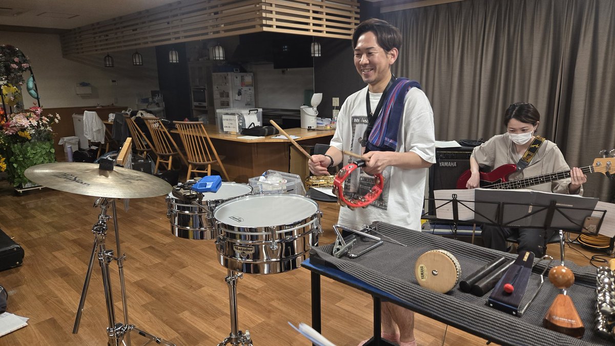 Y_Onsen_Club's tweet photo. 来週6月7日（日）『東日本大震災支援イベント6月のBIG BAND PARTY』に出演♪皆さまのご来場、お待ちしております☺️✨️
【開場】13時30分【開演】14時00分
【会場】戸塚区民文化センターさくらプラザ・ホール
詳細は下記をご覧ください！
https://t.co/SOwig9iN8a https://t.co/TGmbHMUFxS
