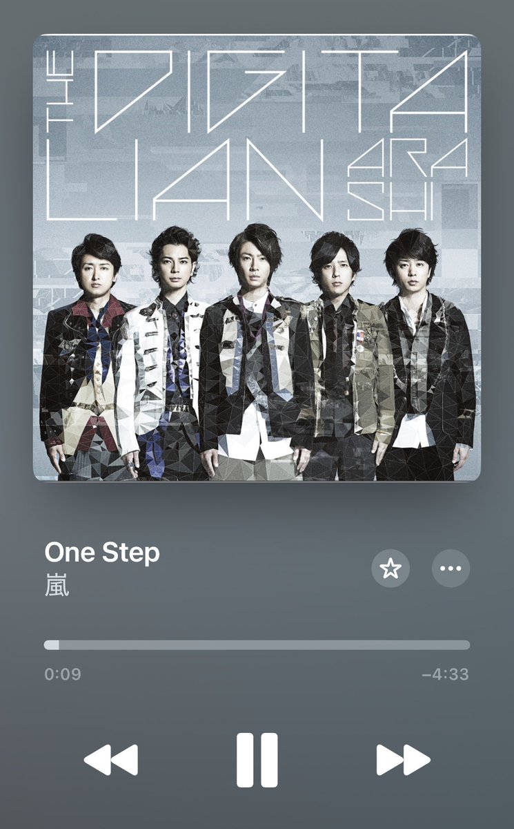 kanaru27's tweet photo. 高校受験を支えてくれた、1番好きな想い出の曲を聴いて気持ちを高めてます。 https://t.co/uN2gVmicFd
