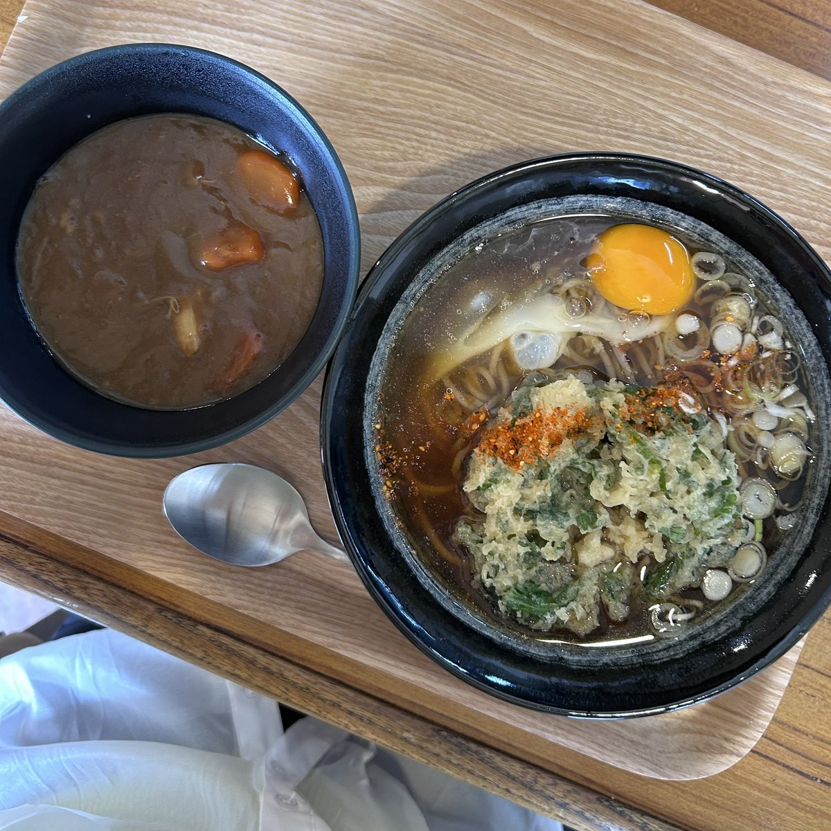 😊】 5/13にオープンしたばかりの新店 #立ち食いよっちゃん さんに突撃