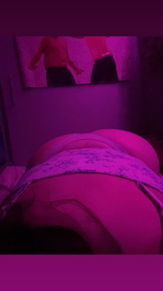 _moony__0's tweet photo. Hihi💓
~
#nsfw #nsfwtwtً  #nsfwtwt #moots #mootstwt #moothunt〃・ #dmsopen #nsfwaudio #boobs https://t.co/3vBwNtwCu9