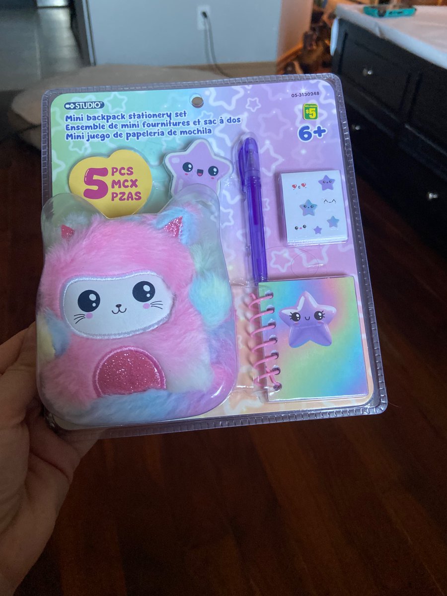 DigiBaby_Addict's tweet photo. Mini back packs to carry tamagotchis in! Yaaaaaay https://t.co/T9AkvEpewZ