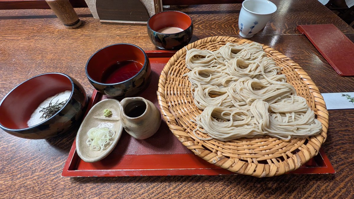 KOOL2497's tweet photo. 糸魚川から白馬村経由で戸隠までやって来ました。
お蕎麦美味し
蕎麦湯が身に染み渡ります
#ソロツーリング https://t.co/i0P4hK7ptr