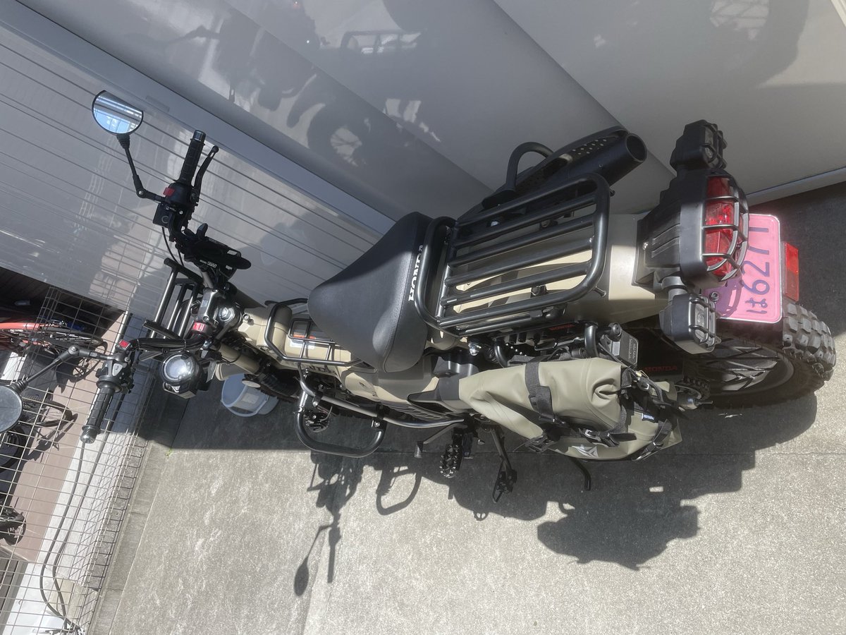 TScraft2's tweet photo. モトコンポで参加してたしおかぜのバイクミーティングでハンター乗りとお話し出来た✨
ハンター友居ないので機会があったら、走りたいなー✨
お願いします（笑）
#ハンターカブ #カスタム #しおかぜ #高知 https://t.co/5smR0aj8PD