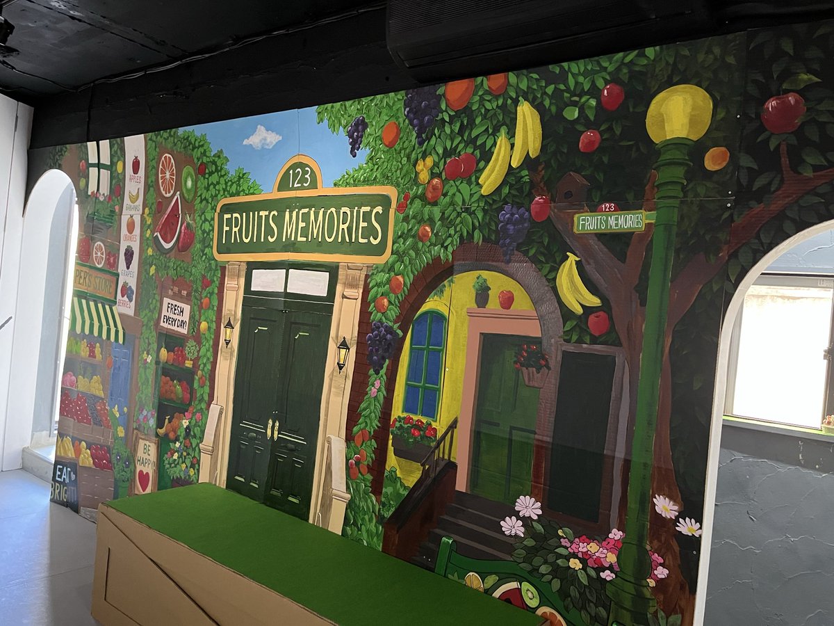 kuniboo753's tweet photo. 倉知朋之介さんの個展
「果物物語Fruit Memories」
EUKARYOTEにて
本日5/31まで
次作が今から楽しみ🍉 https://t.co/gM3PskAoTW