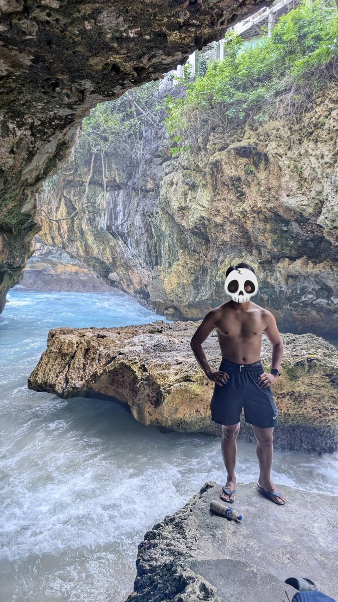 hypergvrl's tweet photo. Akhirnya kesampaian ke Bali lagi https://t.co/FFiPyQX2PN