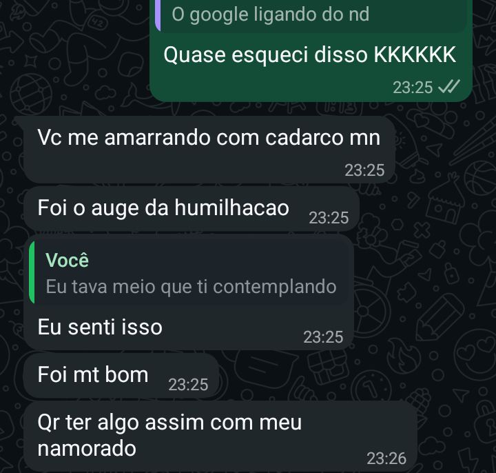KyleOBobo's tweet photo. Eu conversando com minha ex que namora. Sou um lixo de ser humano https://t.co/oABdIY1gB1