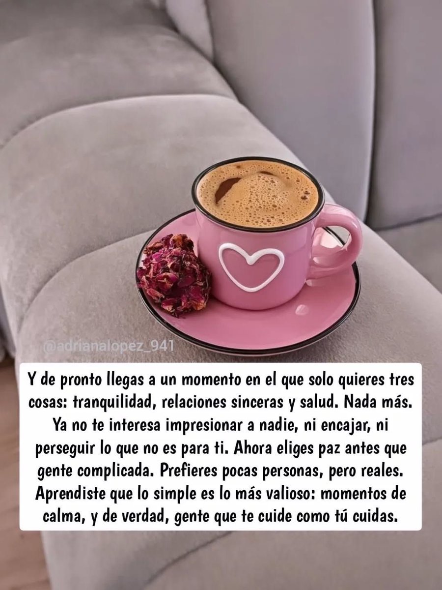 chicadelosojoscafé tweet media