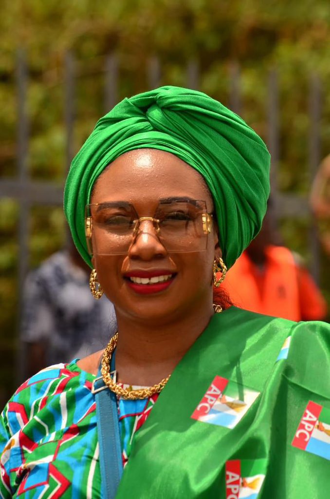 Mautiin01's tweet photo. Time and chance often arrive when least expected.

Princess Damilola Sonayon-James @JamesSonayon once sought the positions of Chairman and Secretary to the Local Government, but both opportunities slipped away. Today, the same woman many overlooked is reportedly emerging as APC’s preferred deputy governorship candidate ahead of the 2027 Lagos governorship election.

A proud daughter of Kweme Kingdom in Badagry West, her journey reflects resilience, preparation, and unwavering commitment to service.

Her story is a reminder that setbacks are not the end. Sometimes, the opportunities you miss are only preparing you for something far greater.

History rewards those who stay the course.