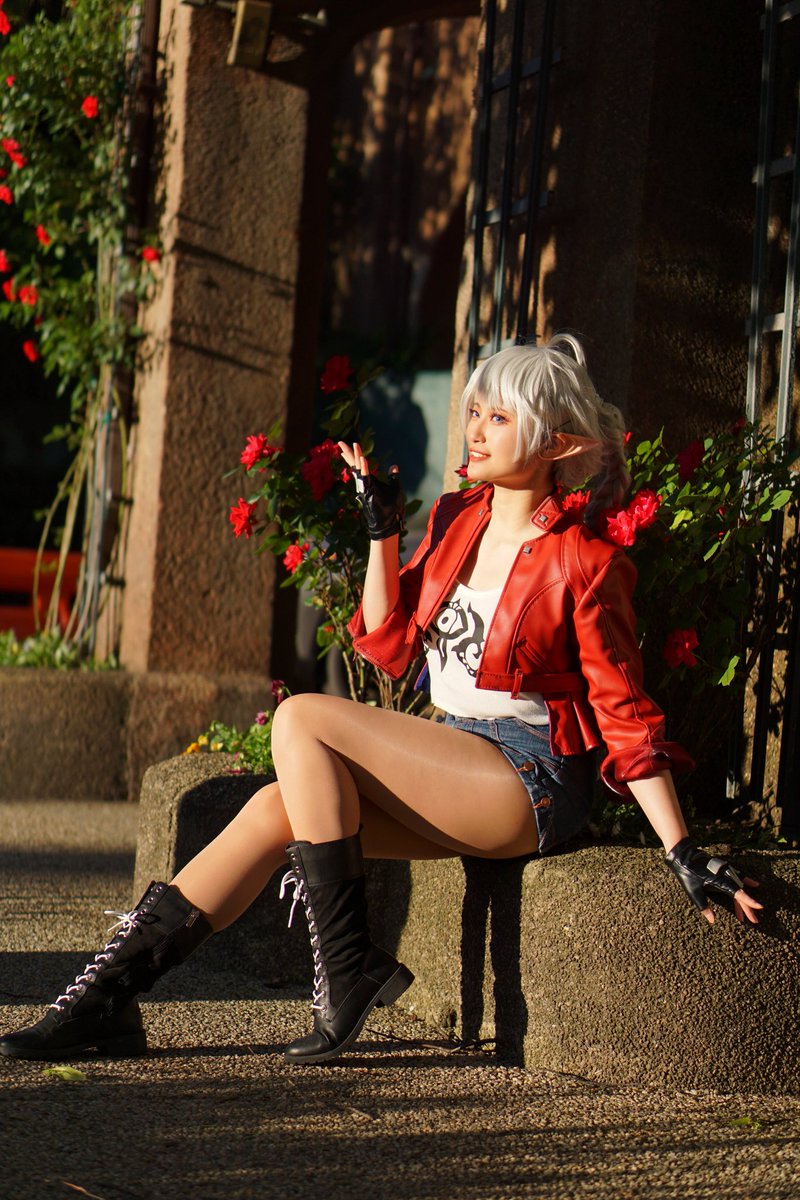 nallusions's tweet photo. Why upscale with waifu2x when you can upscale into waifu3D 😉 

#FFXIV #ff14cosplay https://t.co/tz9SK660Aj
