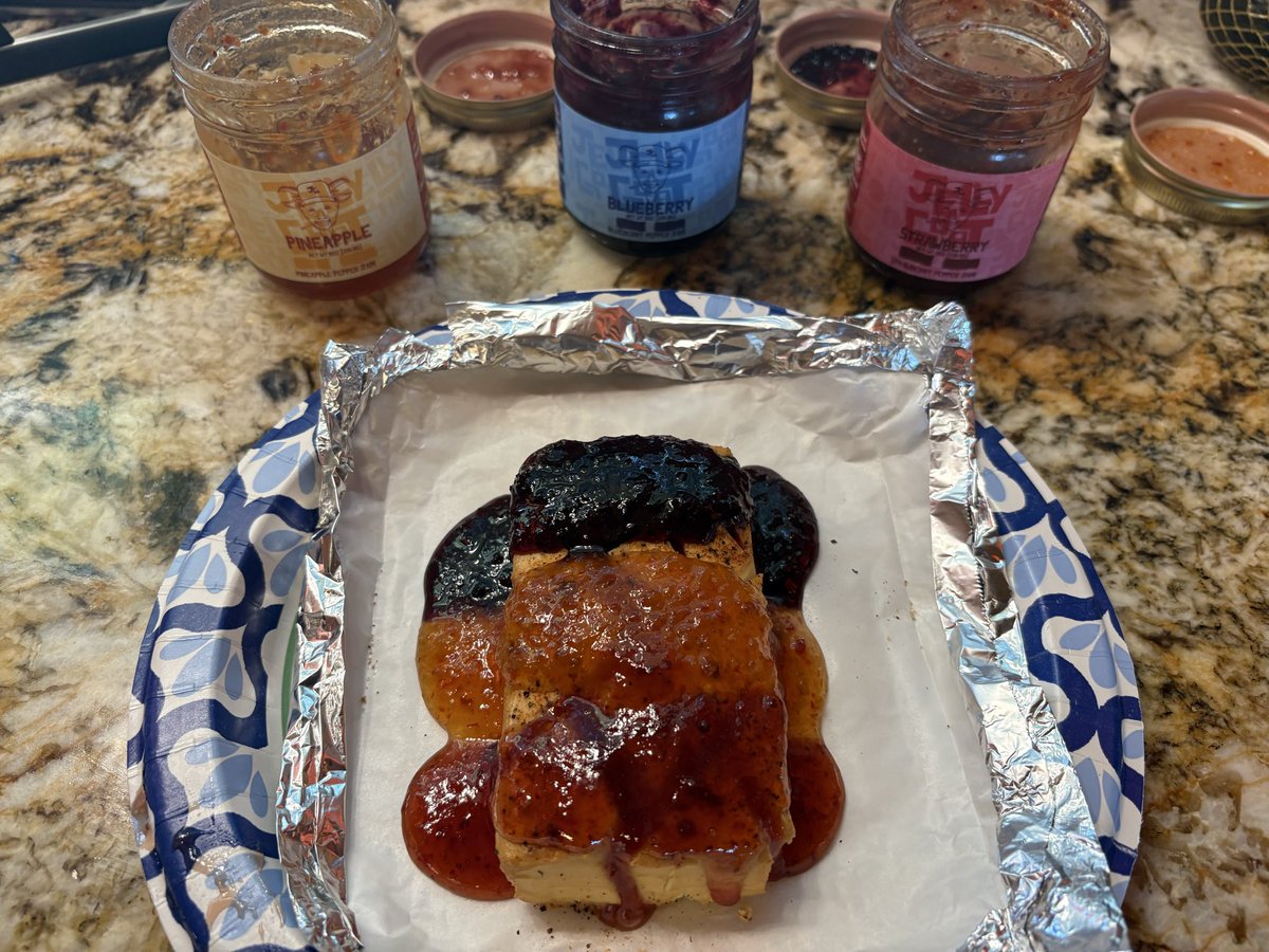 JawaadMitchell's tweet photo. Had to throw some cream cheese on the smoker to use up more of that @GoatsSMOLbatch ! Stuff rocks! https://t.co/TyMLwQmbKZ