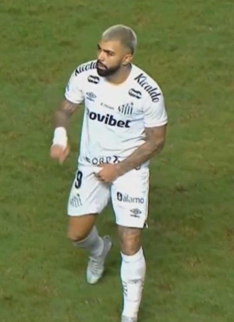 Tavio019's tweet photo. @SantosFC Pega aqui marinho seu pau no cu. ISSO É SANTOS 🤍🖤 VAMOOOOOOO https://t.co/FFjT0OhmIV