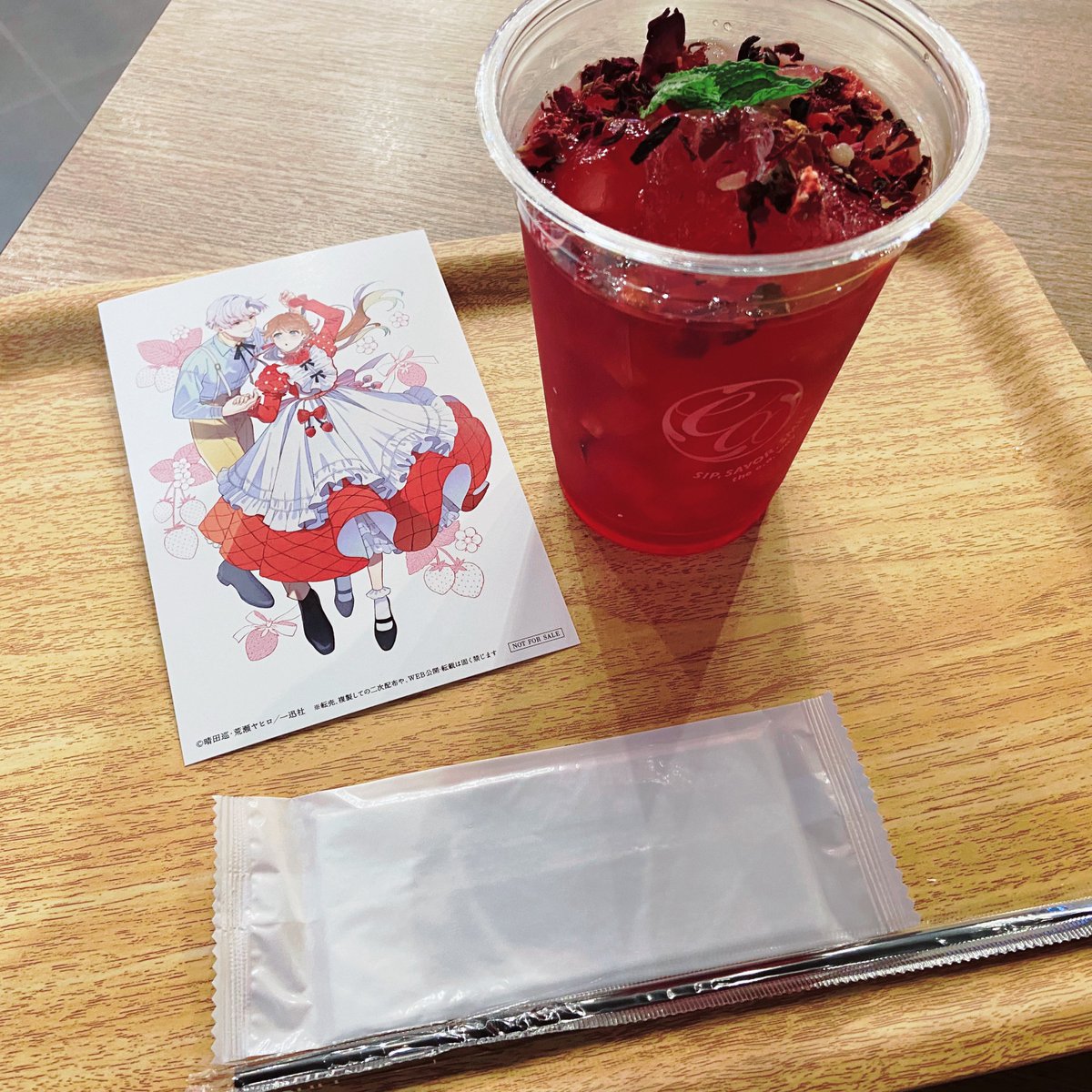 kosame_1102's tweet photo. #おひ慣れ のコラボカフェ行って来ました
ベリーローズティーとっても美味しかった🌹♡ https://t.co/TEV9fPY0aL