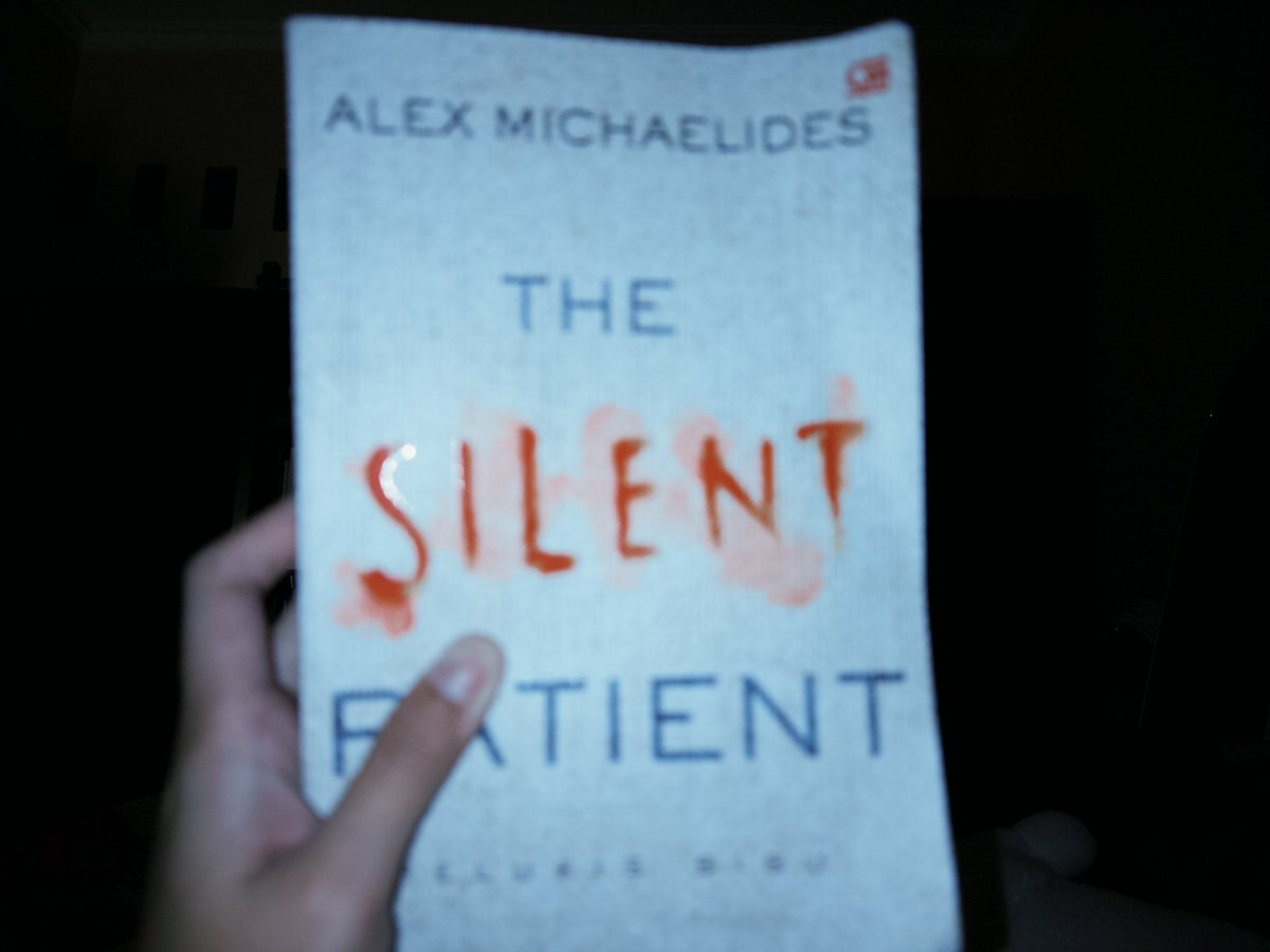 zenausten's tweet photo. current read aku sekarang! https://t.co/2ipQ2nOHAC