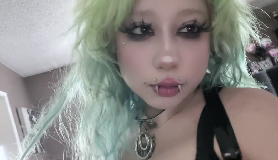 Vampira ωιℓℓσω • Findom tweet media