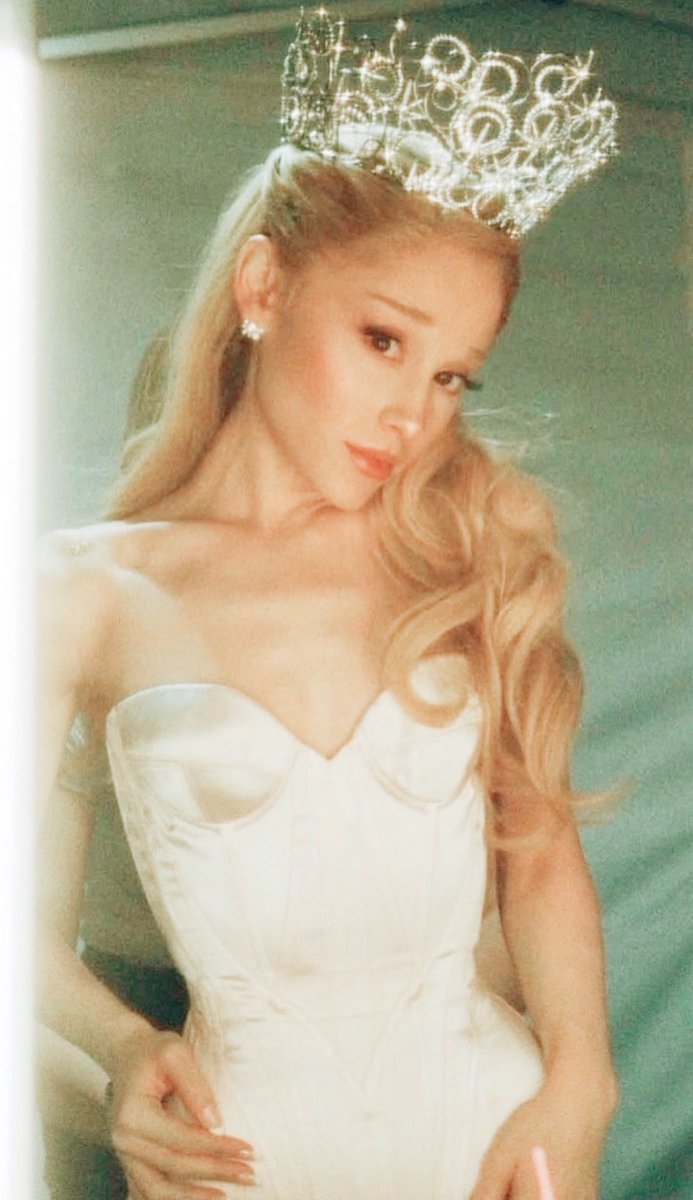 eryn ꕤ tweet media