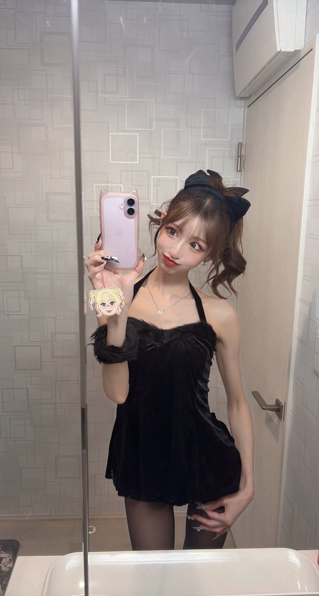 白城明日花 tweet media