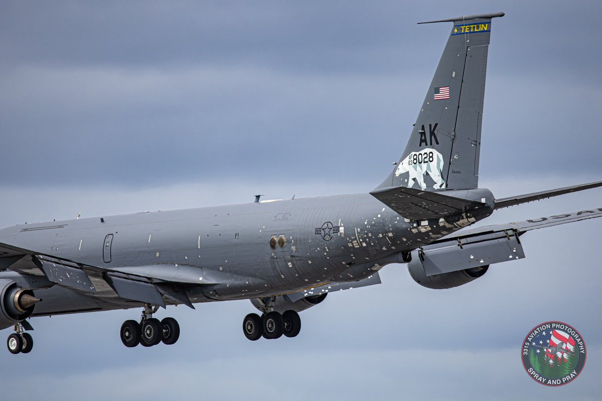 3315Aviation's tweet photo. Alaska ANG KC-135 coming back to the US with some battle scars minus some parts. #planespotter https://t.co/F0iFq7X76h