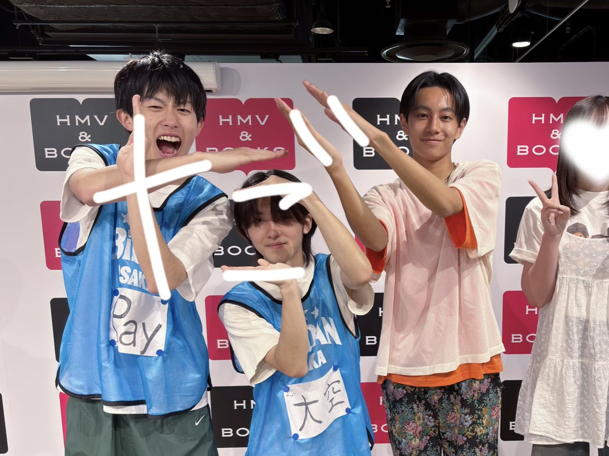 ___holic_h's tweet photo. 2026/05/30

『めんそーれ！ほな！！フルアウトで楽しもか！！2026 〜夏始めました〜』 ☀️⛱️

3人とも綺麗な“だ”ありがと~！！！

#EBiDANOSAKA #EBiDANOKINAWA 
#畑駿平 #宮﨑大空 #宮良大 https://t.co/IeJht0N7Nb