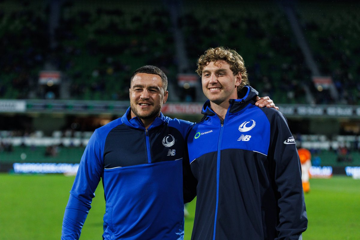 westernforce's tweet photo. 💙 Farewell to 2 Force faves last night
#ForeverForce
#StrongerTogether https://t.co/BAv6SwyHzN