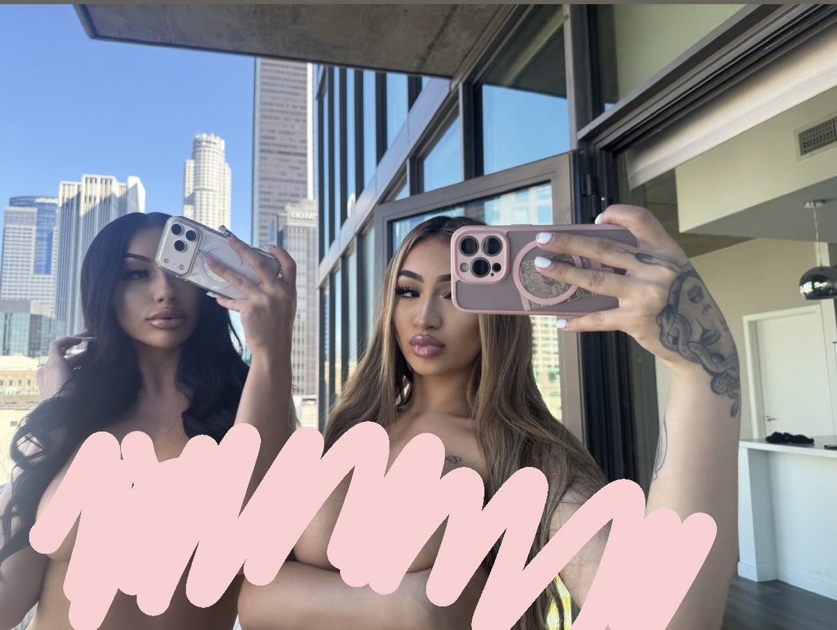 Princesslaniof's tweet photo. Sub to see uncovered: https://t.co/b5nT8tFVnp https://t.co/eqogGAe57l