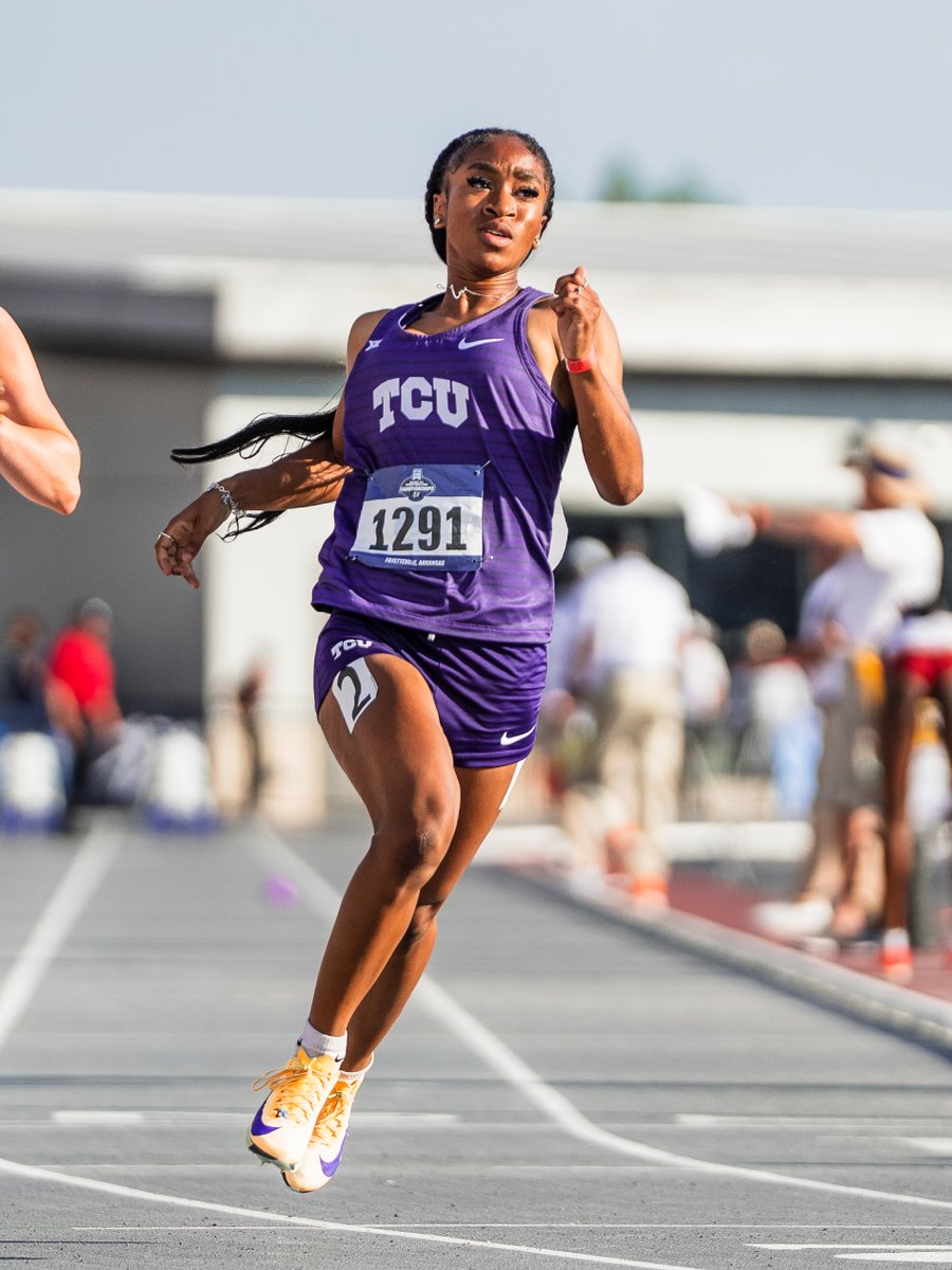 TCUTrackField's tweet photo. London finishes 13th in the 100m with an 11.14 at the NCAA West First Round 👏

#GoFrogs | #NCAATF https://t.co/oniMa5mPHN
