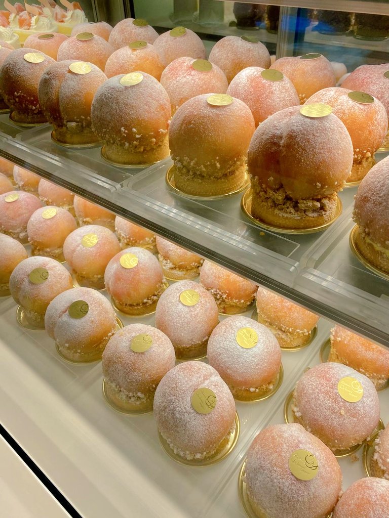 ドゥ ボンヌ オーギュル∣湯島ケーキ屋 tweet media