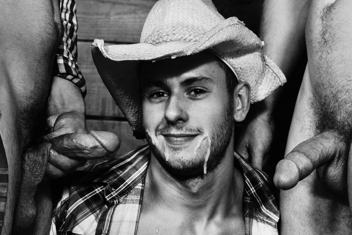 Gay B+W - MEN ONLY tweet media