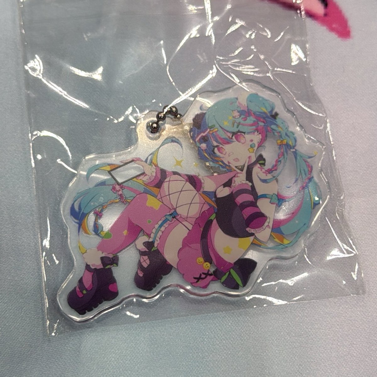 Capchii's tweet photo. わつあぽアクキー、残り17個です！！！

#クリフェス https://t.co/7Sj6Jq3q4W