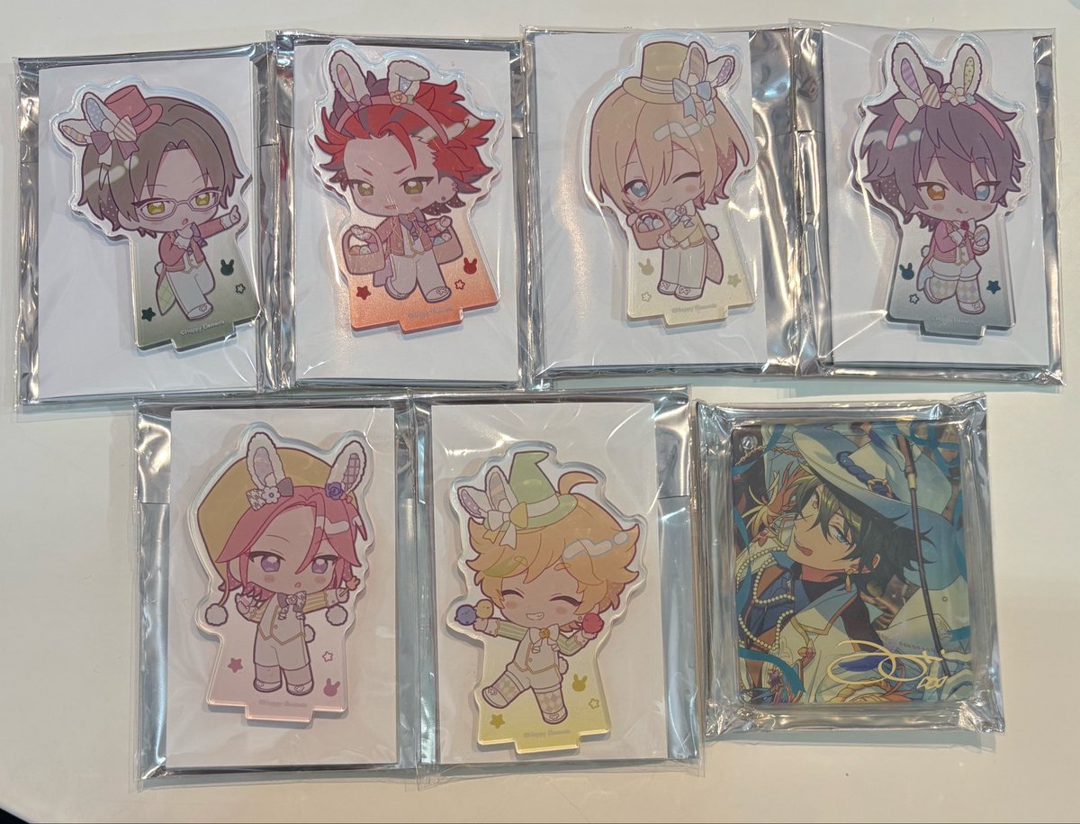 S__M2323's tweet photo. 【交換】あんスタ アニカフェ キッチンカー 小倉 福岡

譲▷画像

求▶︎ジュン、ジュイス
4枚目は異種になりますが何でも大丈夫です🙆‍♀️
当方提供アクスタ⇔御相手様缶バッジ(差額不要です)

本日あるあるCityでお手渡しにて

よろしくお願いいたしますꕤ.·*. https://t.co/9aVYAvNz6N