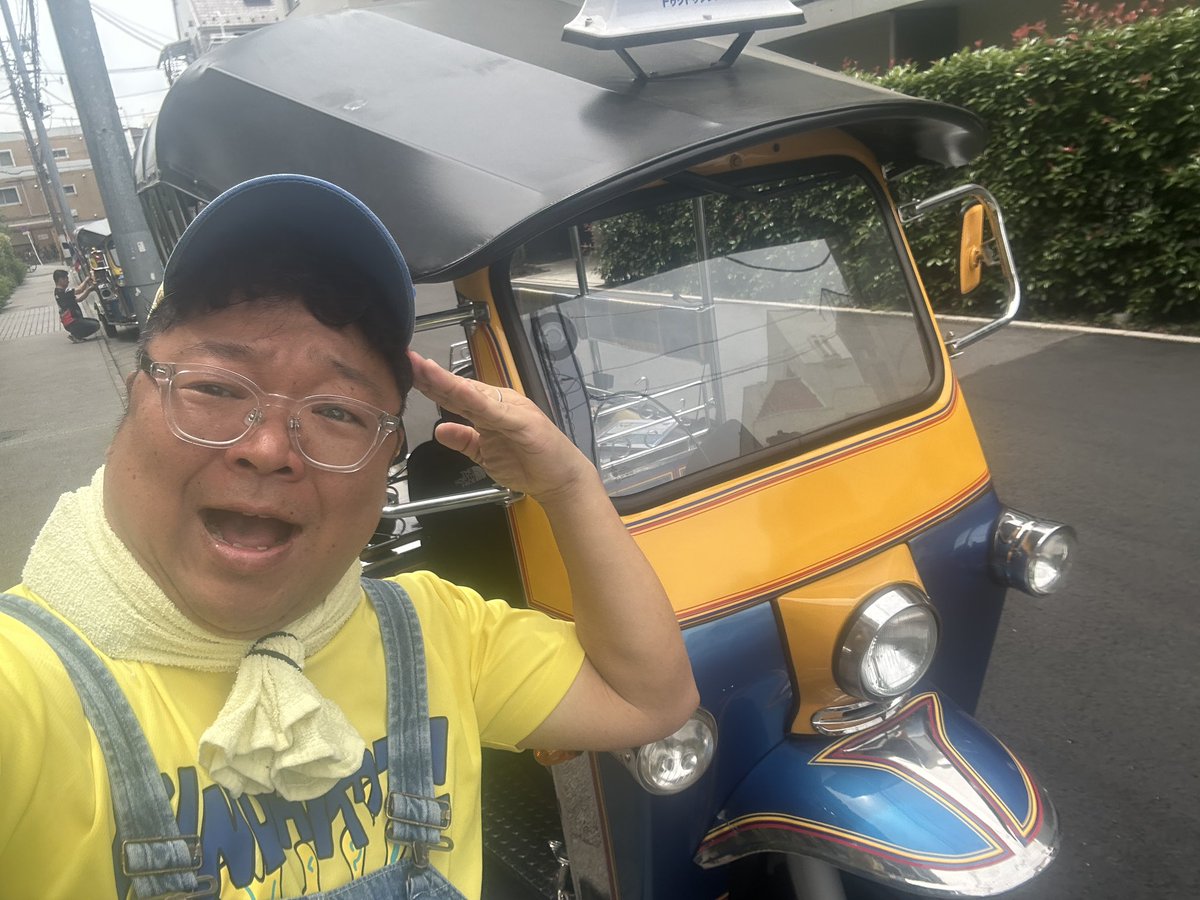 teacher26000's tweet photo. 本日はタイ祭り！トゥクじろう出動🛺よろトゥク〜 https://t.co/O1WQadbwnv