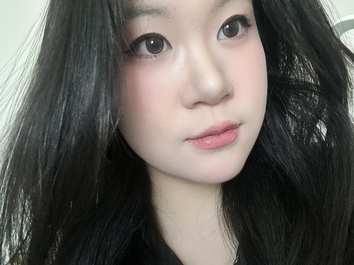 멤 tweet media