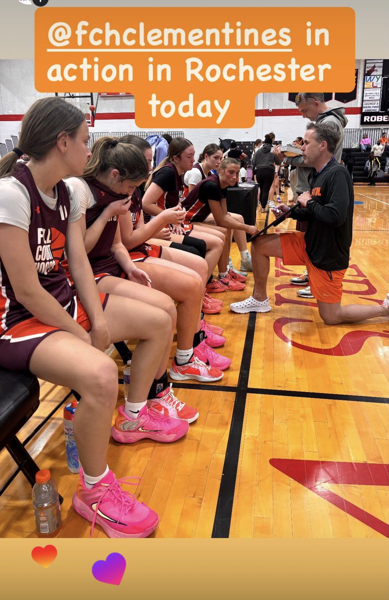full_courthoops's tweet photo. 10th @fchclementines playing up again this weekend in the varsity div https://t.co/dWwcnvQYaj
