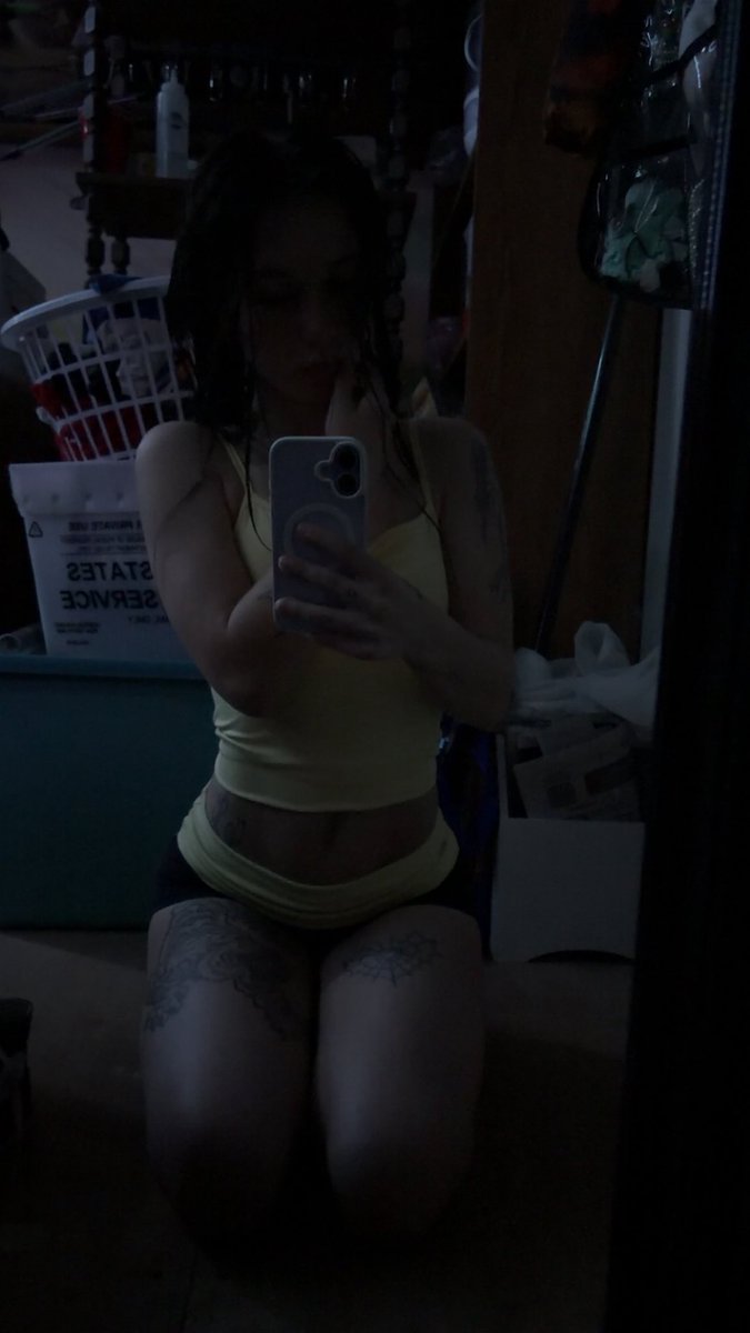 urmissing_rib's tweet photo. Get customs and so much more on my only fans I’m active everyday! https://t.co/Jz3FiGO8W6 #onlyfans #petitemama #slimthick https://t.co/ecCgJcsx5O