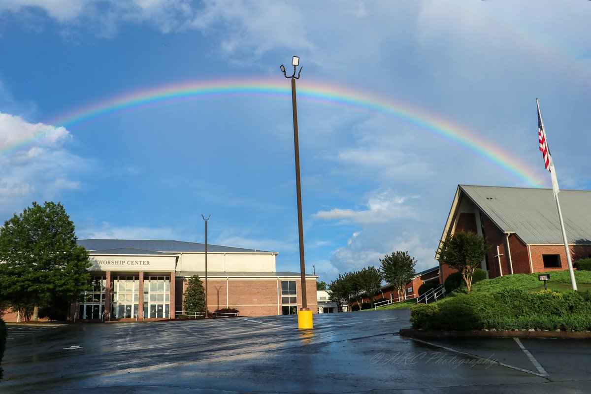 Heather_R2020's tweet photo. If you know me, then you know I love photographing the sky, especially when a rainbow is involved. After the rain today, I went on a little ride, chasing rainbows and capturing the beauty that followed the storm.
#ILovePhotography #SkyPhotography #Rainbow https://t.co/uFu4dilTJn
