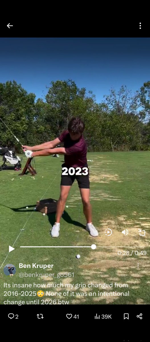 Thomas55G's tweet photo. @_raymondwill I have no idea who this is other than a college golfer but this halfway back position is nearly perfect.  Shoulders nearly all the way turned, arms extended in front of the chest.  It's almost hard to hit a bad shot from this position.  Look at his trail arm..... https://t.co/1u8dItkqVQ