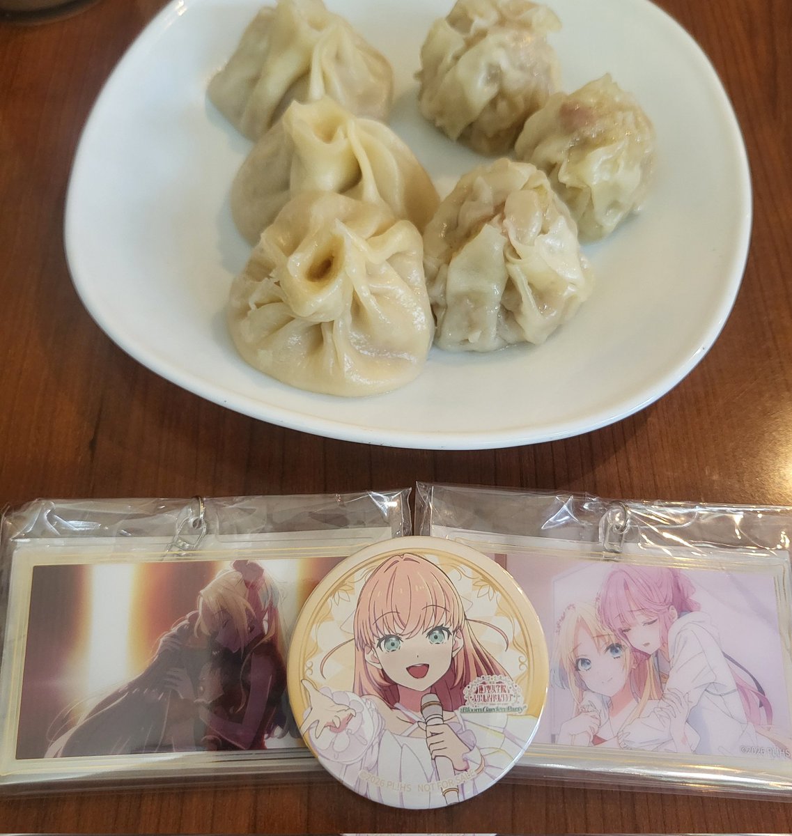 _0_setsuna_0_'s tweet photo. #蓮ノ空6th神奈川day2
LIVE前に映画見てきた✨
からの焼売、小籠包ŧ‹”ŧ‹”( ‘ч’ )ŧ‹”ŧ‹”
美味しいもの食べてday2も頼れる相棒とメンバーと一緒に大好きな菅ちゃんとるりちゃんに声届けるぞぉヾ(*´∀｀*)ﾉ https://t.co/TdDdjniQT7