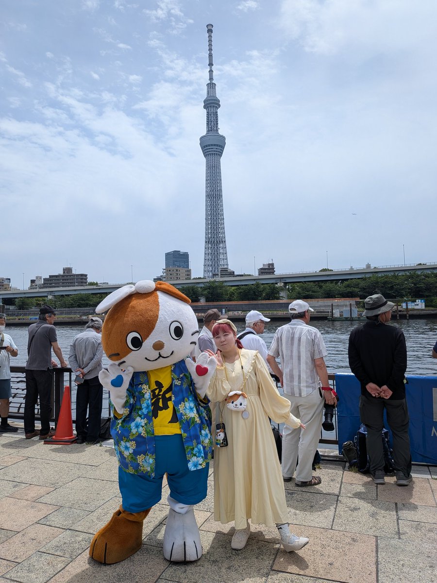shin_nyaka's tweet photo. 次は12時〜開会式🏄️
#浅草 #新仲見世 #新にゃか #隅田川 #隅田川水面の祭典 https://t.co/CjoqN2iu36