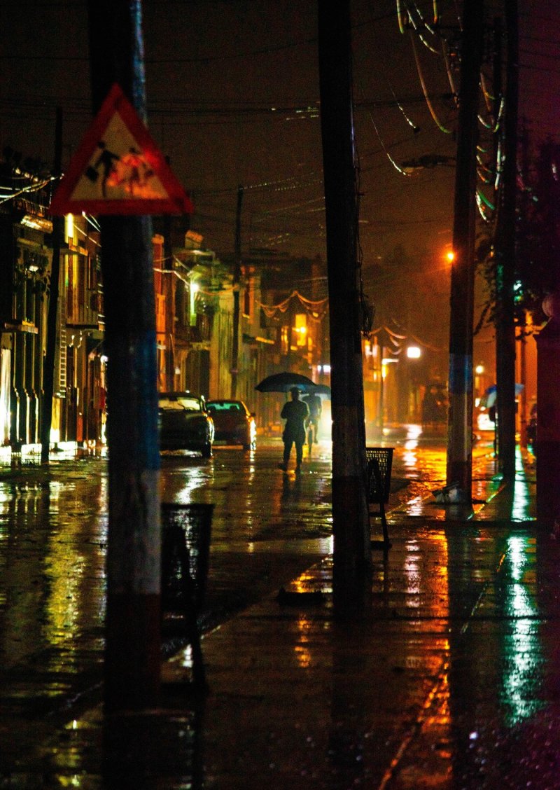 cpadron_art's tweet photo. ☔️"Golden Rain"
💎0.1 solana:So11111111111111111111111111111111111111112 (≈$8)
⚡️on @exchgART
https://t.co/ddm88FXTrF
#solana #exchangeart https://t.co/XVxqUqur24