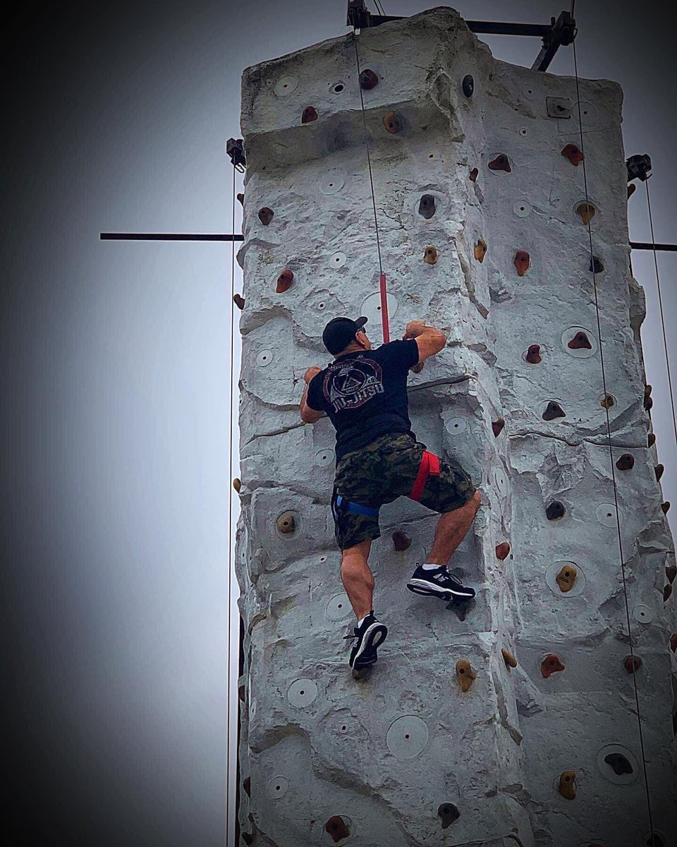 DarthJitsu's tweet photo. @RyronGracie @thecoldplunge Climb stuff 🤷🏻‍♂️🙂 https://t.co/uz7pDUrELb